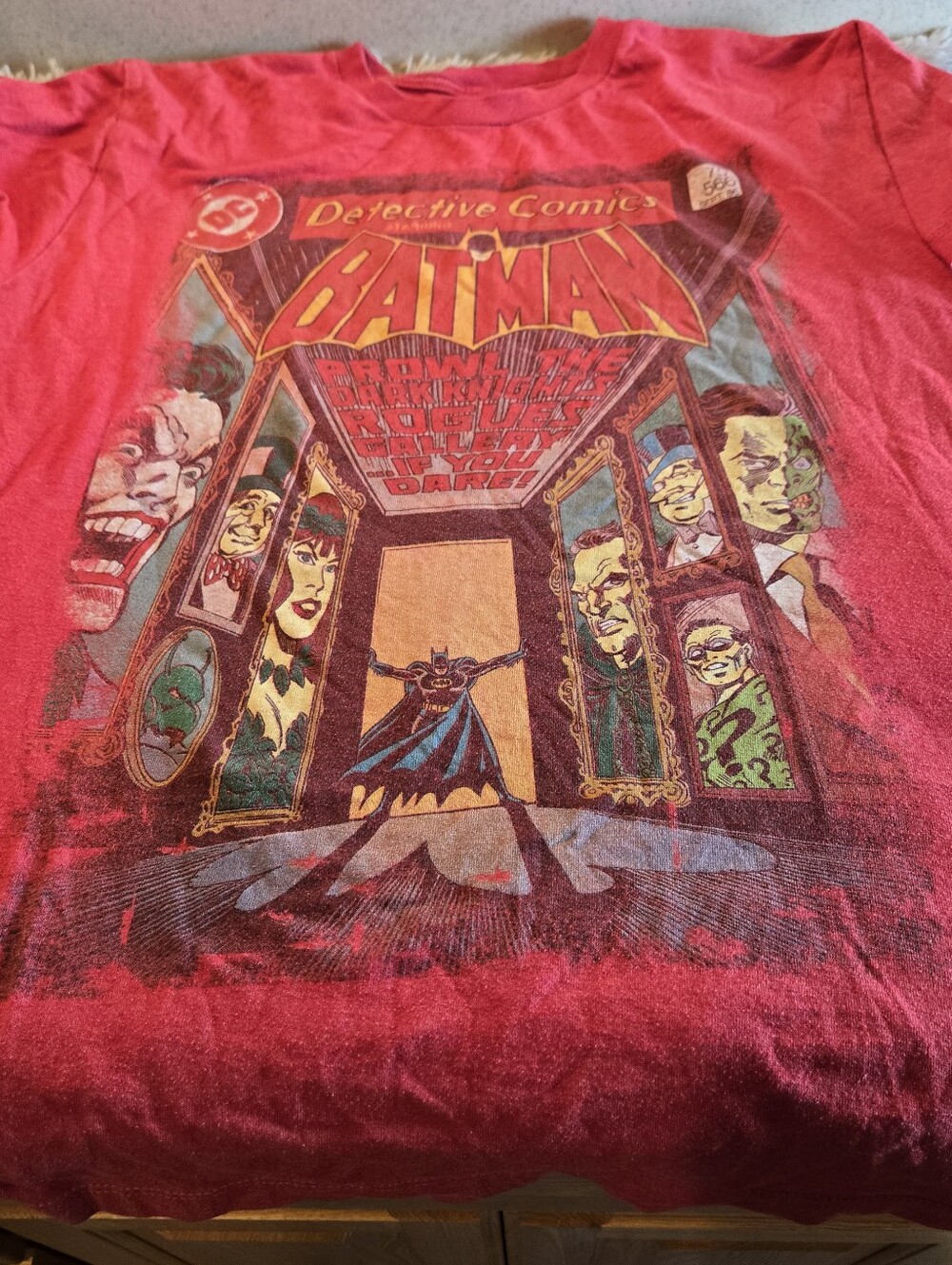 DC Comics Batman Detective Comics Graphic Tee - Red Size Large - Picture 4 of 12
